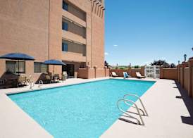 Hawthorn Suites By Wyndham Albuquerque 4