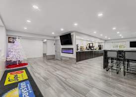 Super 8 by Wyndham Texas City - Galveston Area 4