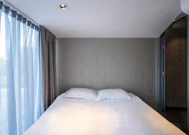 Diamond Capsule Hotel Amsterdam South 5