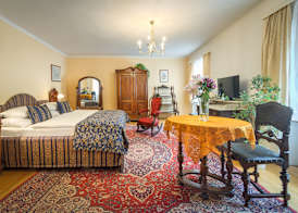 Red Lion Hotel 5