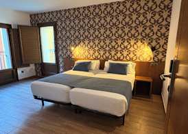 León Center Rooms 5