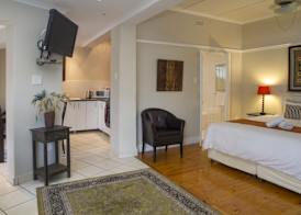 Conifer Beach House 4