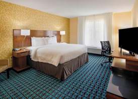 Fairfield Inn & Suites by Marriott Abingdon 4