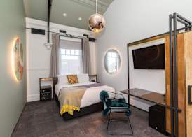 Clarence Boutique Hotel 3