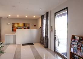 Ramada by Wyndham Culver City 3