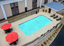 Hampton Inn Winchester 5