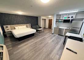 MainStay Suites Indianapolis Northwest - College Park 5