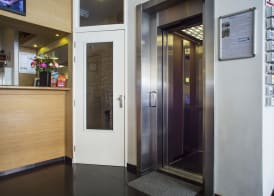 Hotel Larende 3