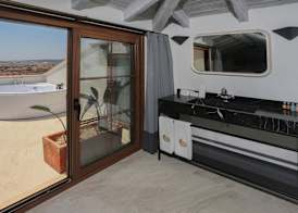 Avalon Boutique Hotel & Suites 4
