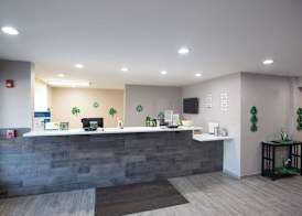 Quality Inn & Suites Hammond Near I-8090 4