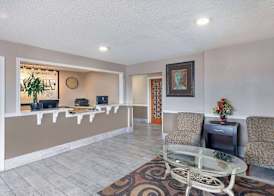Super 8 by Wyndham Somerset 5