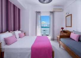 Santellini Hotel 4