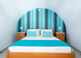 Santellini Hotel 2