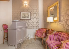 Lady Capulet Apartments 2