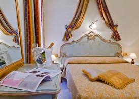 HOTEL HENRY 5