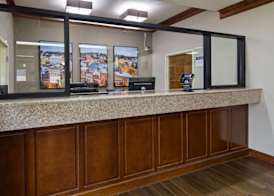 Best Western Inn & Suites 4