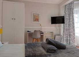 Darrenwood Guest House 5