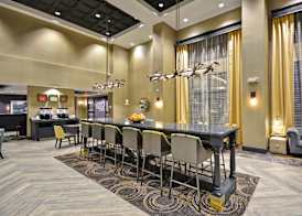 Hampton Inn & Suites Detroit/Warren 4