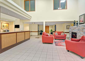 Super 8 by Wyndham Barrie South 3