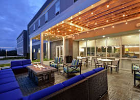 Home2 Suites By Hilton Grand Rapids North 3