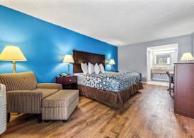 Super 8 by Wyndham Portsmouth - Norfolk 5