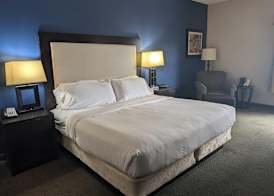 Wingate by Wyndham Ashland 4