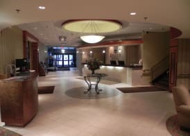 Quality Hotel & Suites At The Falls 2