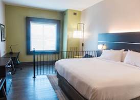 Holiday Inn Express & Suites COLUMBIA-FORT JACKSON by IHG 4