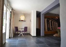 Hôtel le Grillon 5