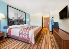 Super 8 by Wyndham Claremore OK 4