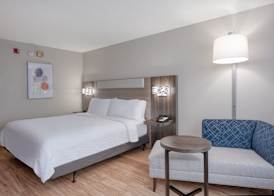 Holiday Inn Express & Suites COLUMBIA-I-20 @ CLEMSON RD by IHG 4