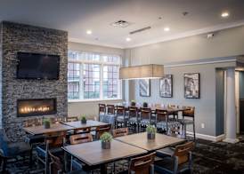 Best Western PLUS Franklin Square Inn 4