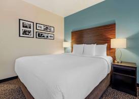 Sleep Inn & Suites Huntsville near US Space & Rocket Center 5