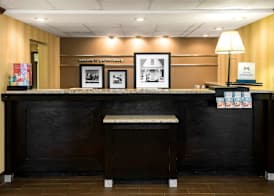 Hampton Inn Parkersburg/Mineral Wells 3