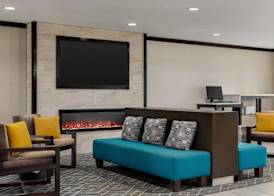 La Quinta Inn & Suites by Wyndham Peru Starved Rock St Park 3