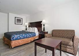 Best Western Oakbrook Inn 5