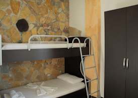 River Hotel 5