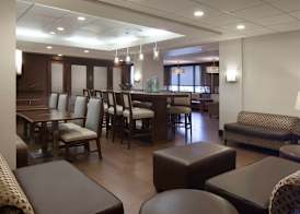 Hampton Inn Evansville 5