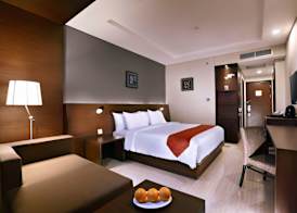 Aston Imperial Bekasi Hotel & Conference Center 3