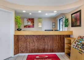 Econo Lodge Roanoke Civic Center 5