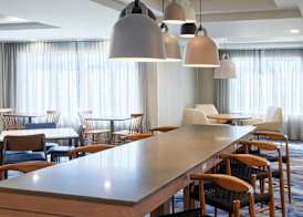 Fairfield Inn & Suites Burlington 2