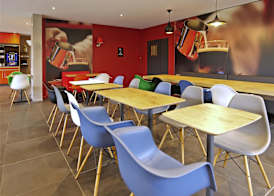 ibis Moulins 2