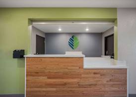 WoodSpring Suites Milwaukee - Menomonee Falls 2
