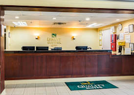 Quality Suites Atlanta Airport East 5