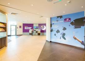 Premier Inn Cambridge East - Newmarket Road 2