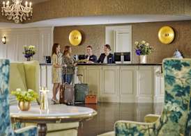 Newpark Hotel 3