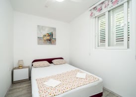Apartment & Rooms Alan 5