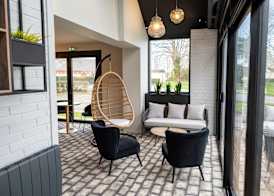 Kyriad Hotel Laval 5