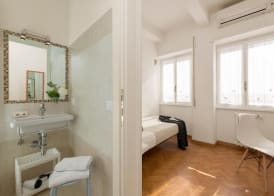 Aurelia Home Guest House 4
