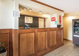 Econo Lodge Cloverdale 5